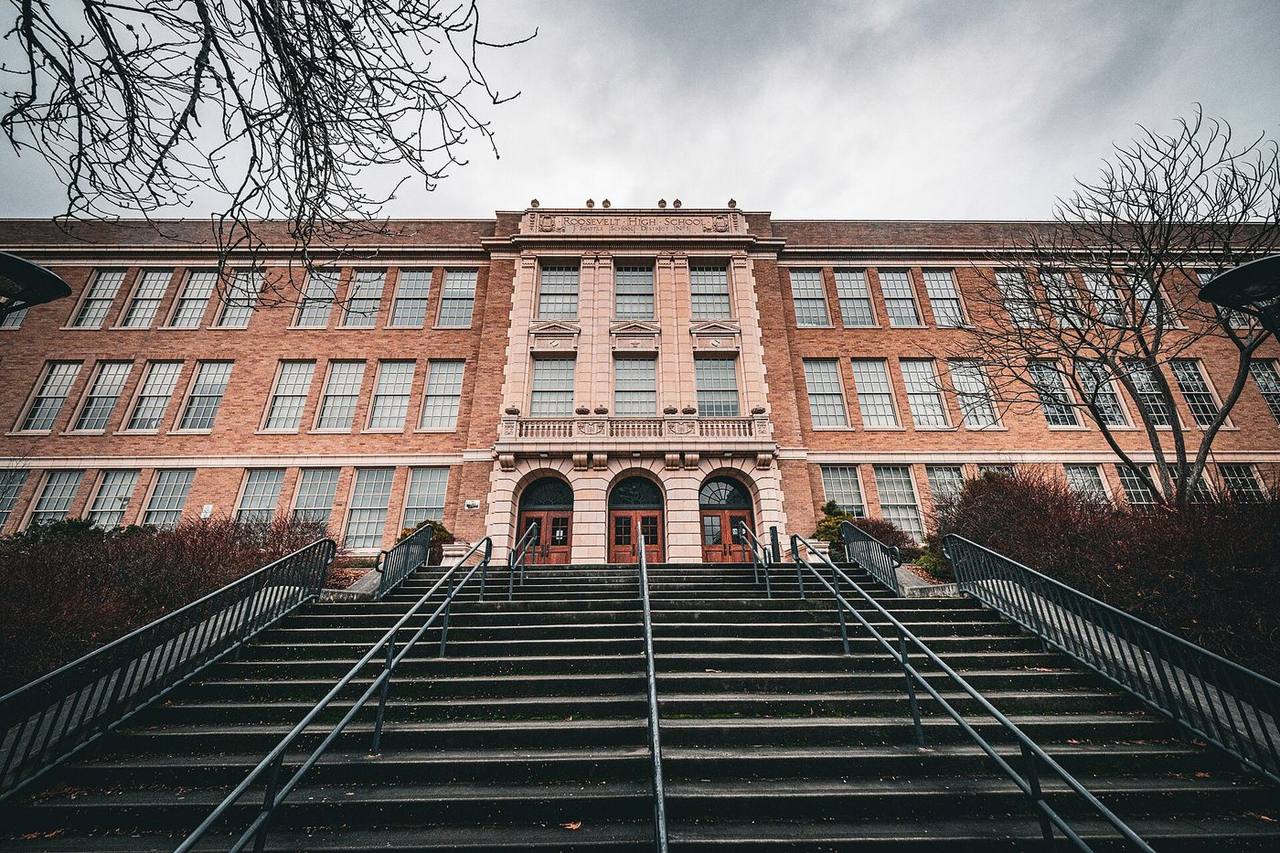 Roosevelt, Seattle-area real estate